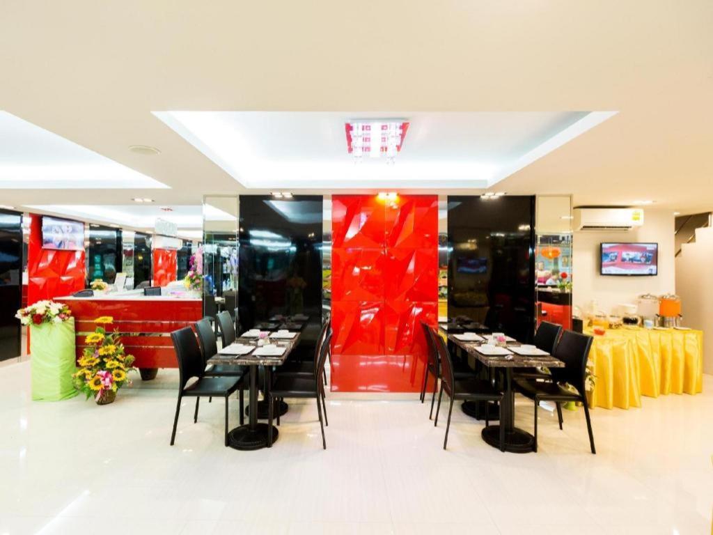 Euro Luxury Pavillion Pratunam Бангкок Экстерьер фото